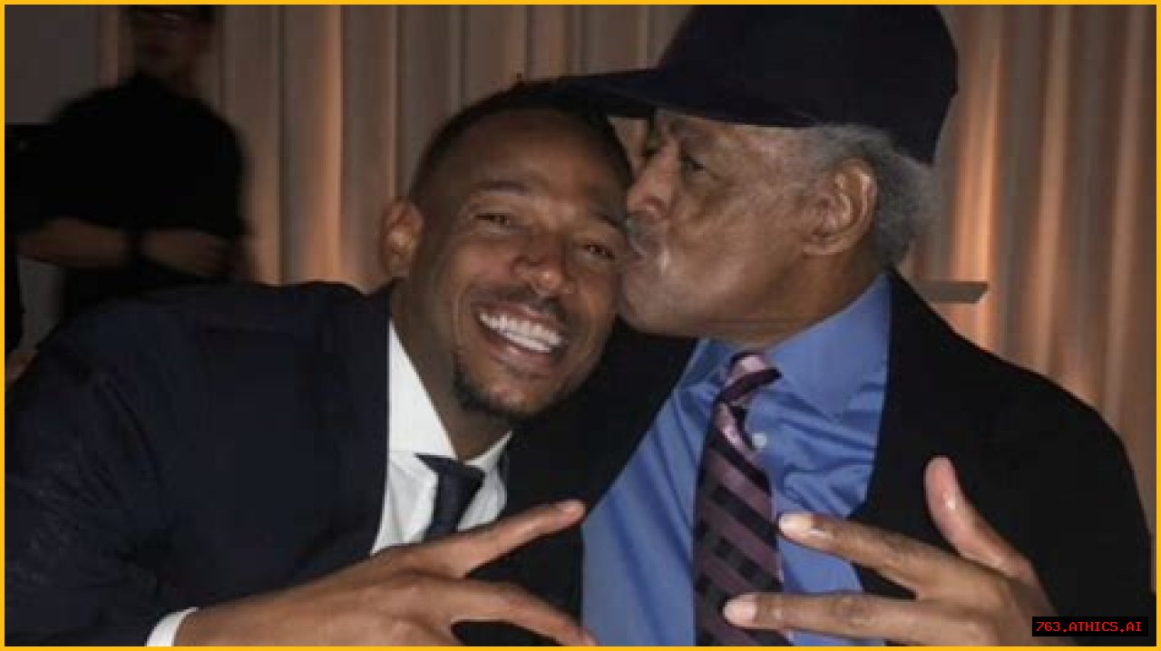 Dwayne Wayans: The Multifaceted Talent Of Hollywood