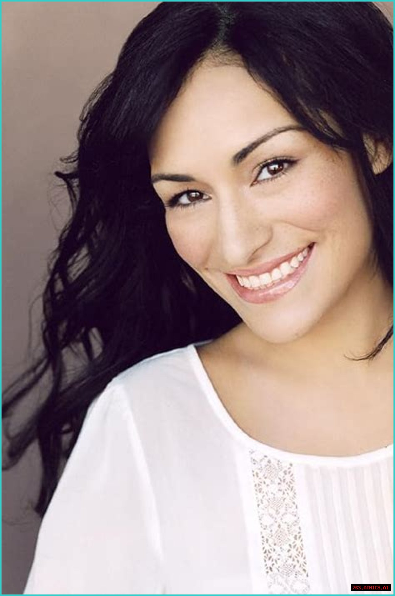 Nicole Shalhoub: The Rising Star And Internet Sensation