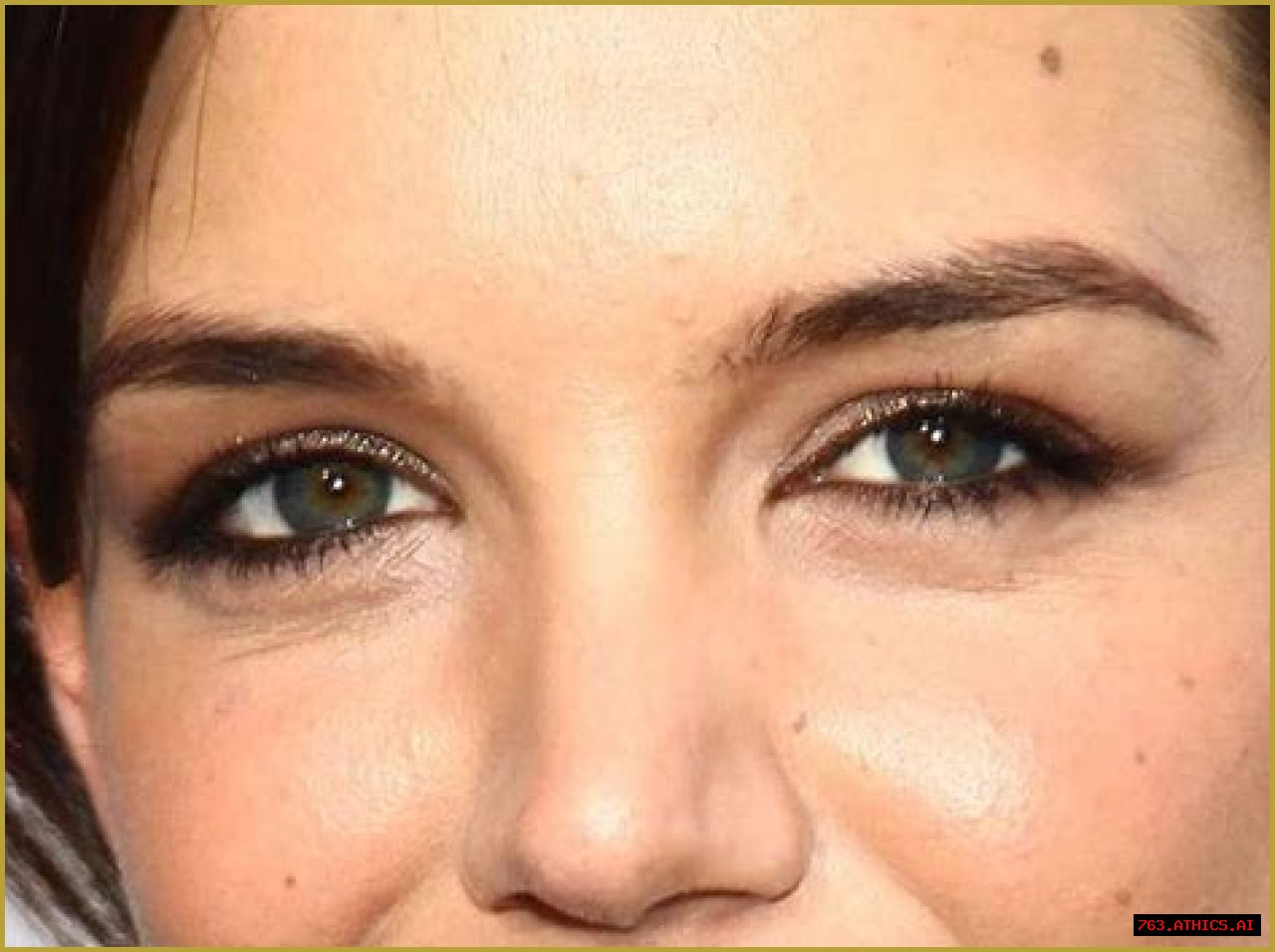 Unveiling Katie Holmes' Captivating Eye Color: Discoveries And Insights